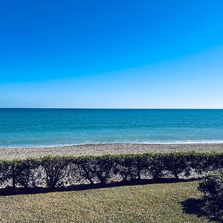 Beachfront Nudist Apartment In Vera Playa Playas de Vera المظهر الخارجي الصورة